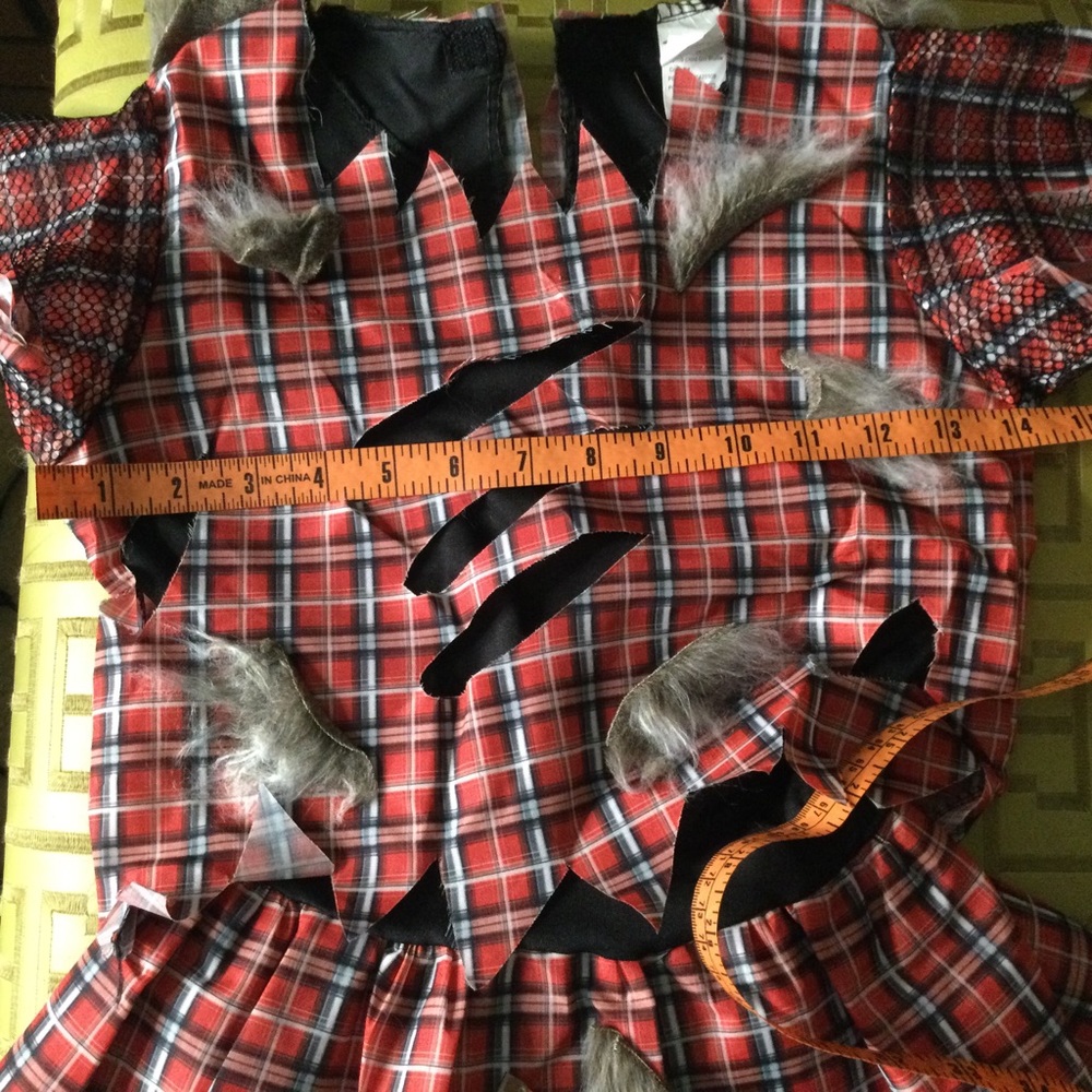 Ware Wolf Halloween Costume - size check measurements - Picture 2 of 8
